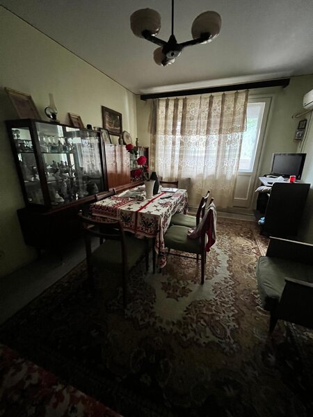 Pantelimon, Delfinului, 2 camere de vanzare, 53 mp, decomandat