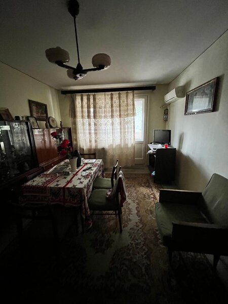 Pantelimon, Delfinului, 2 camere de vanzare, 53 mp, decomandat